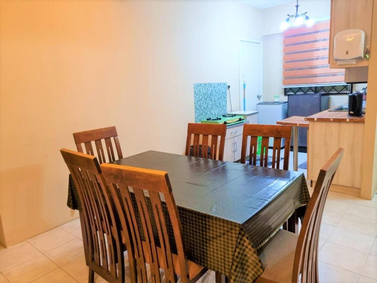 Kinora Homestay Perai Bagian luar foto