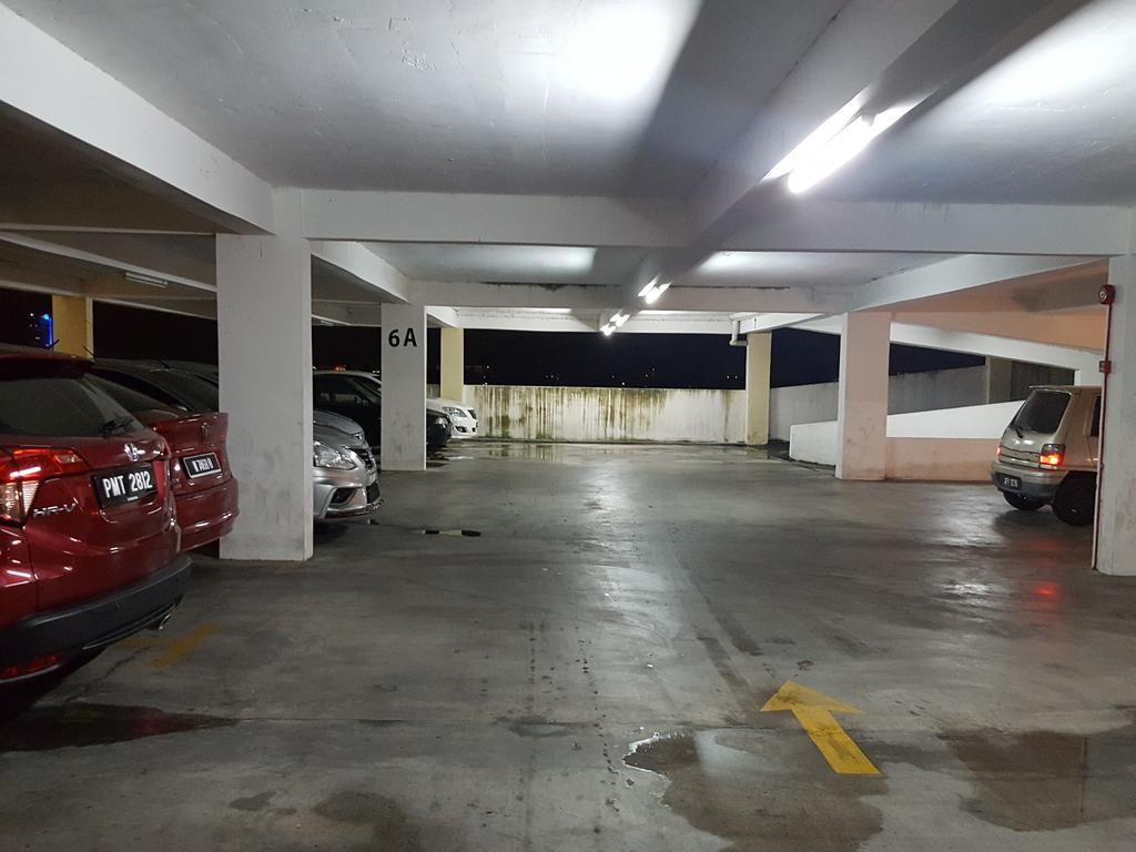 Kinora Homestay Perai Bagian luar foto